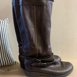 Women’s riding boots!